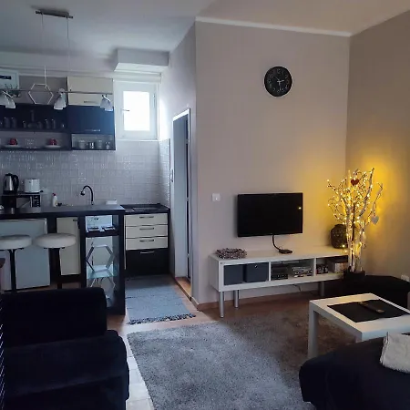 Dvoriste Danguba Nova Pazova